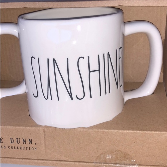 Rae Dunn HELLO & SUNSHINE mug set - Picture 2 of 3